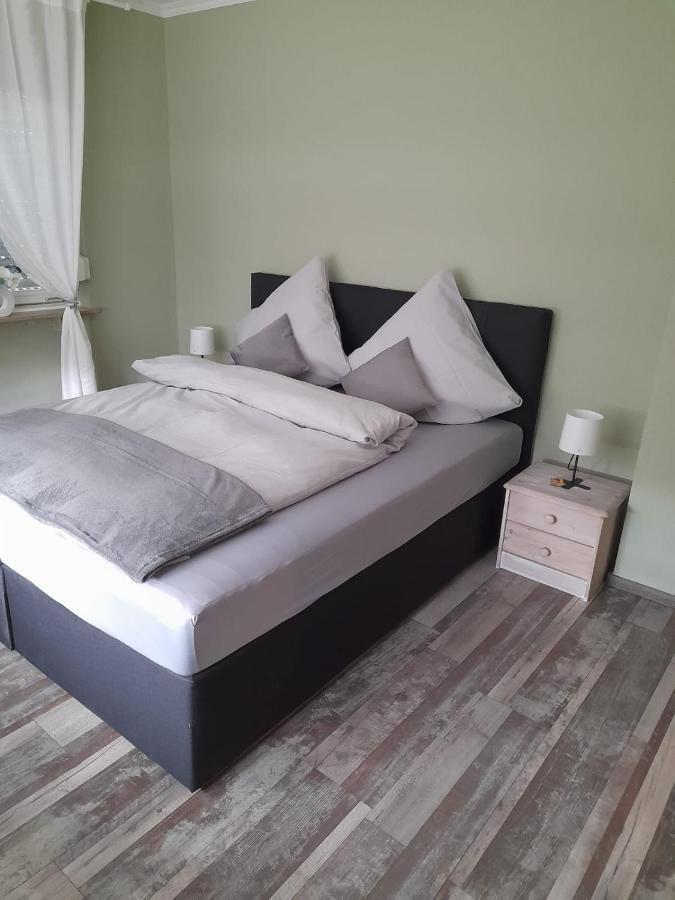Ferienwohnung Pickel Kottenheim Eksteriør billede